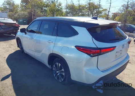 2021 Toyota Highlander Xle из США, поврежденный, VIN 5TDGZRBH1MS115740